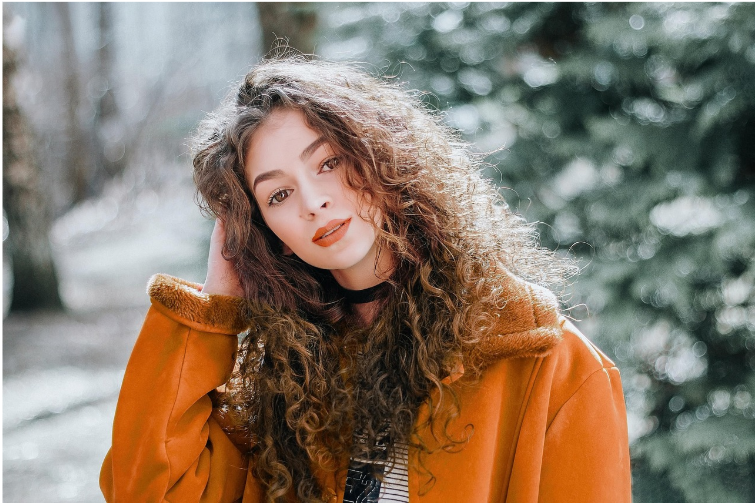 Top Tips for Maintaining Deep Wave Wigs